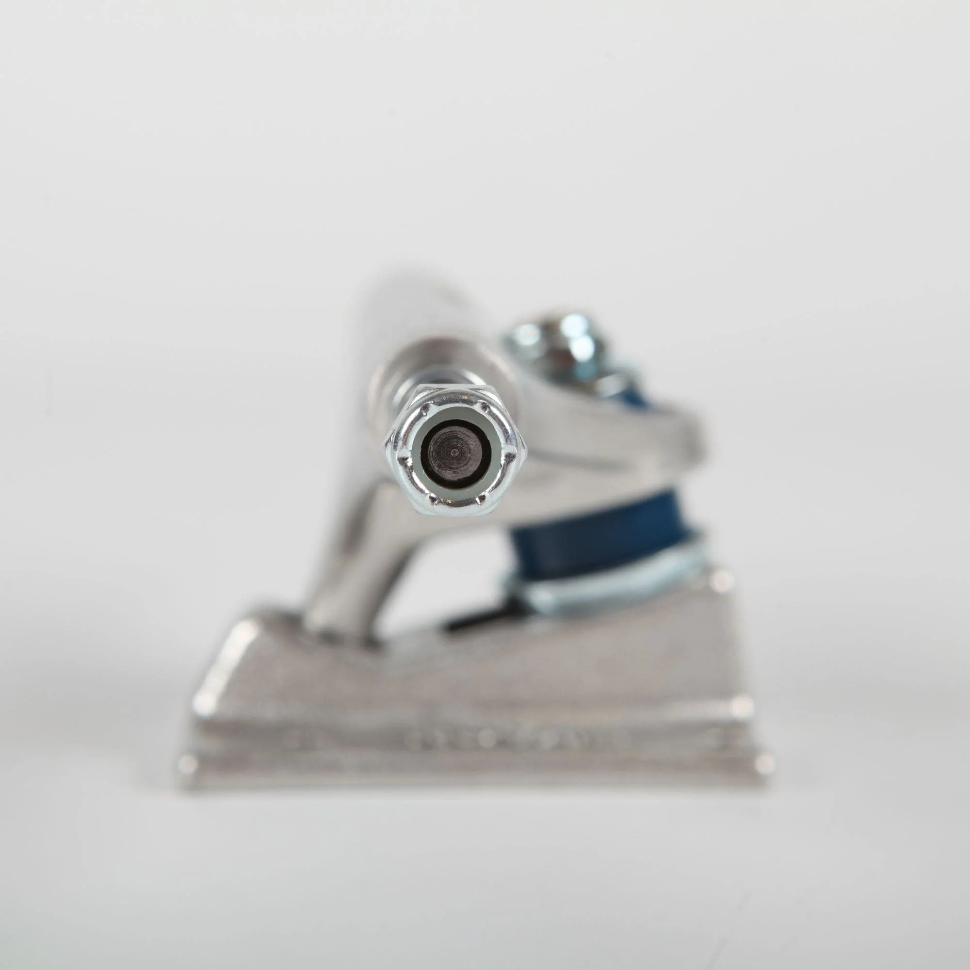 Royal 'Standard' 139 Trucks (Raw) - Image 3