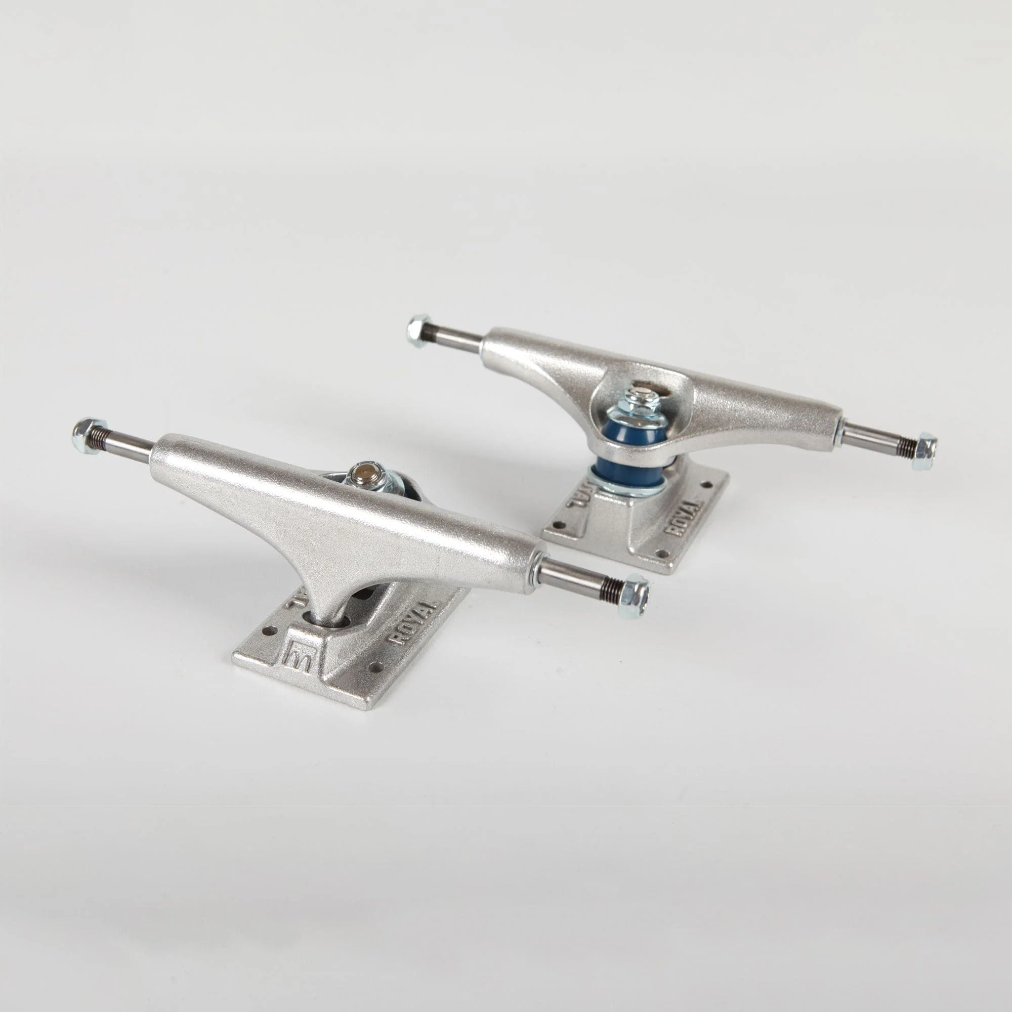Royal 'Standard' 139 Trucks (Raw) - Image 5