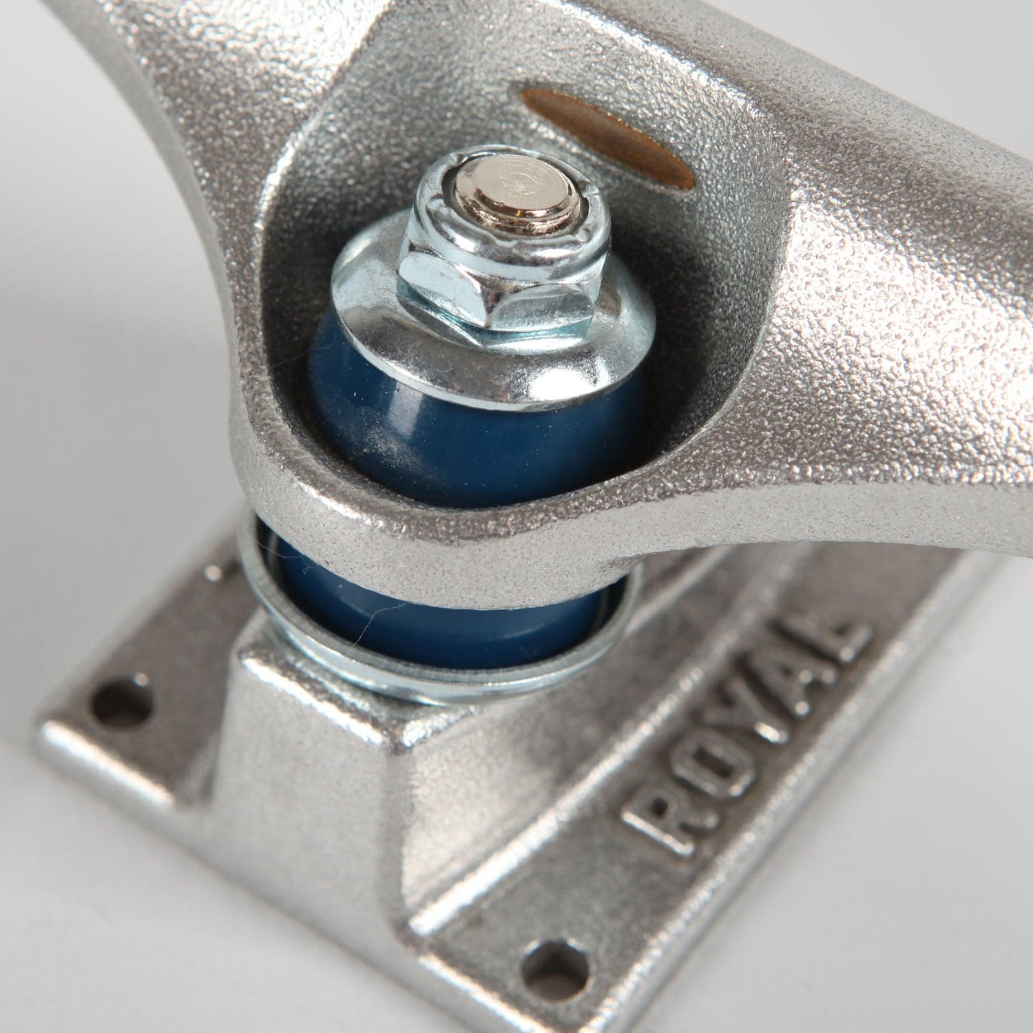 Royal 'Standard' 159 Trucks (Raw) - Image 4